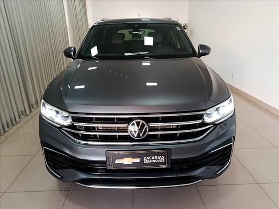 VOLKSWAGEN TIGUAN 2.0 300 TSI GASOLINA ALLSPACE R-LINE AUTOMÁTICO
